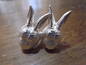 goldandbouncy 【CULOYON】 Les 2 lapins シルバー