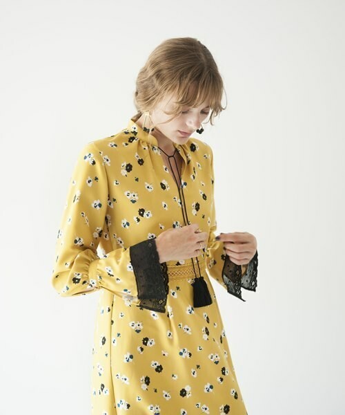 Banner Barrett SCARF PRINT DRESS