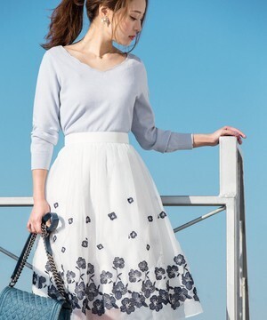 LAISSE PASSE パネルフラワー刺繍スカートset