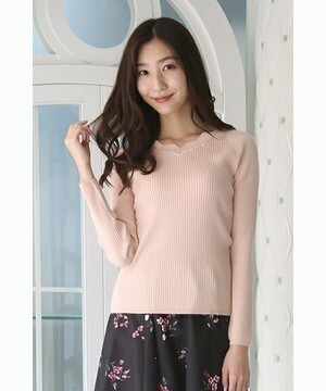 PATTERN fiona スカラップＶネックレースアッププルオーバー