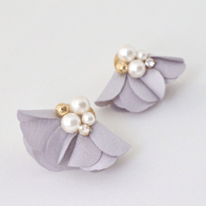 Sucre bonbon 花びらパールピアス