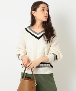 BEAMS LIGHTS Vネック ライン ケーブルプルオーバー