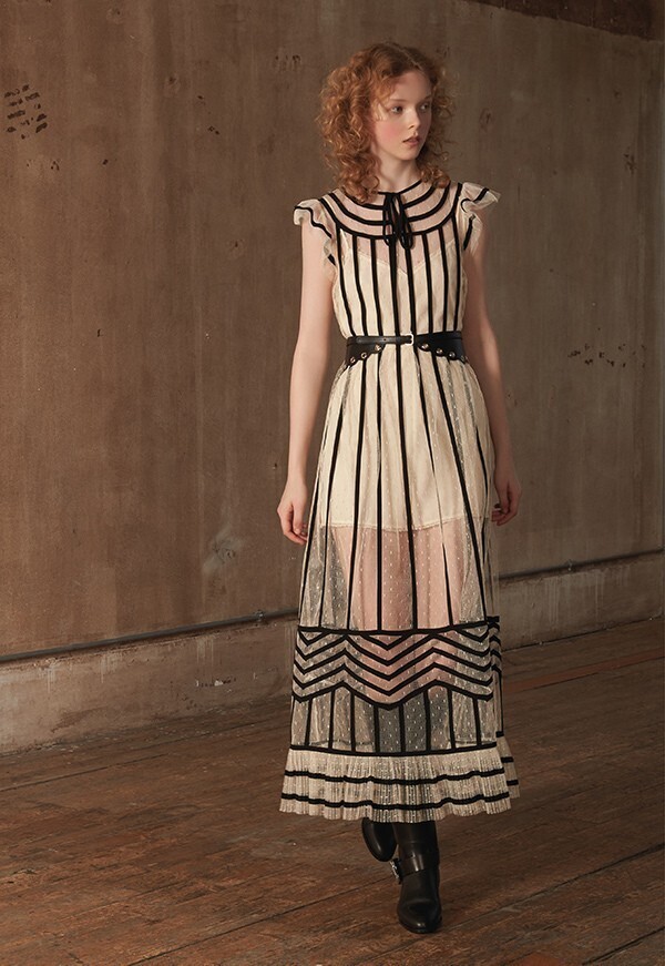 RED VALENTINO ドレス