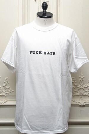 WILLY CHAVARRIA FUCK HATE PRINT TEE