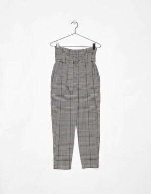 Bershka キャロットフィットテーラードパンツ