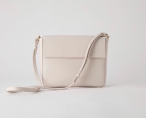 HITCH HIKE FLAPSHOULDERBAG