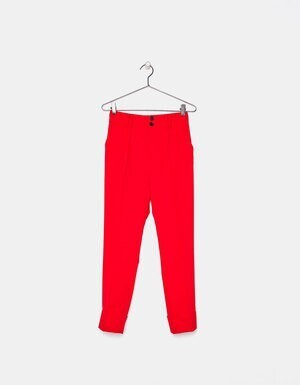 Bershka タック入りテーラードパンツ