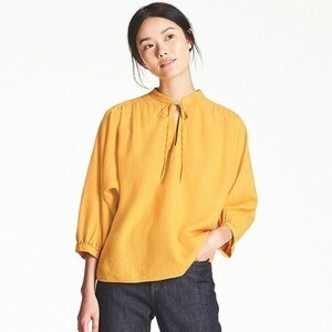 UNIQLO リネンブレンドギャザーブラウス（7分袖）