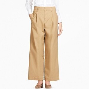 UNIQLO ハイウエストチノワイドパンツ