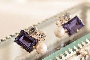 Emiko Watanabe collection ビジューピアスP3130-T