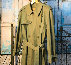 BURBERRY Two Tones Fabric Vintage Burberry. 38”