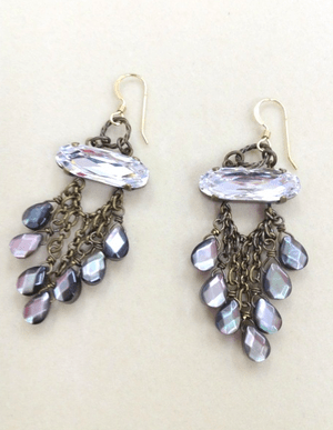 MIQUILA 【MQ501】MIQUIlLA / ブラックシェルシャンデリアピアス