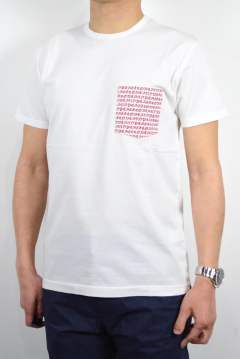 roar トライバル文字プリント・ポケットTシャツ
