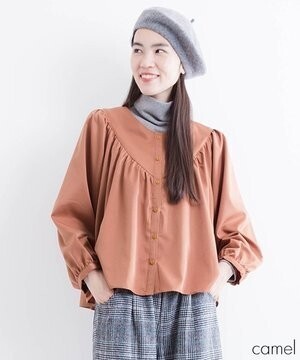 fillil フロントギャザー切り替えバルーンスリーブブラウス