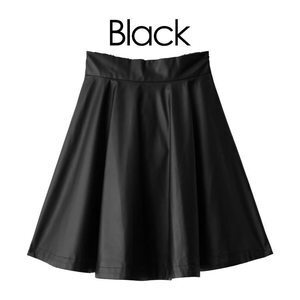GRL バックジップ合皮フレア膝丈スカート
