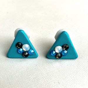 Milea ウッド三角×スワロフスキーピアス・イヤリング
