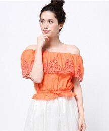 Lily Brown コットンレースオフショルブラウス