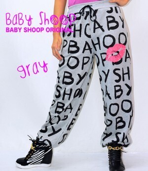 baby Shoop 総ロゴ柄リップロングパンツ