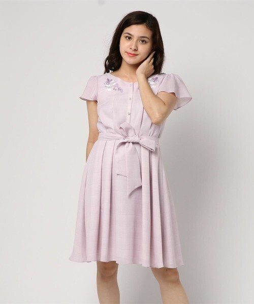 LAISSE PASSE グレンチェック刺繍ワンピース