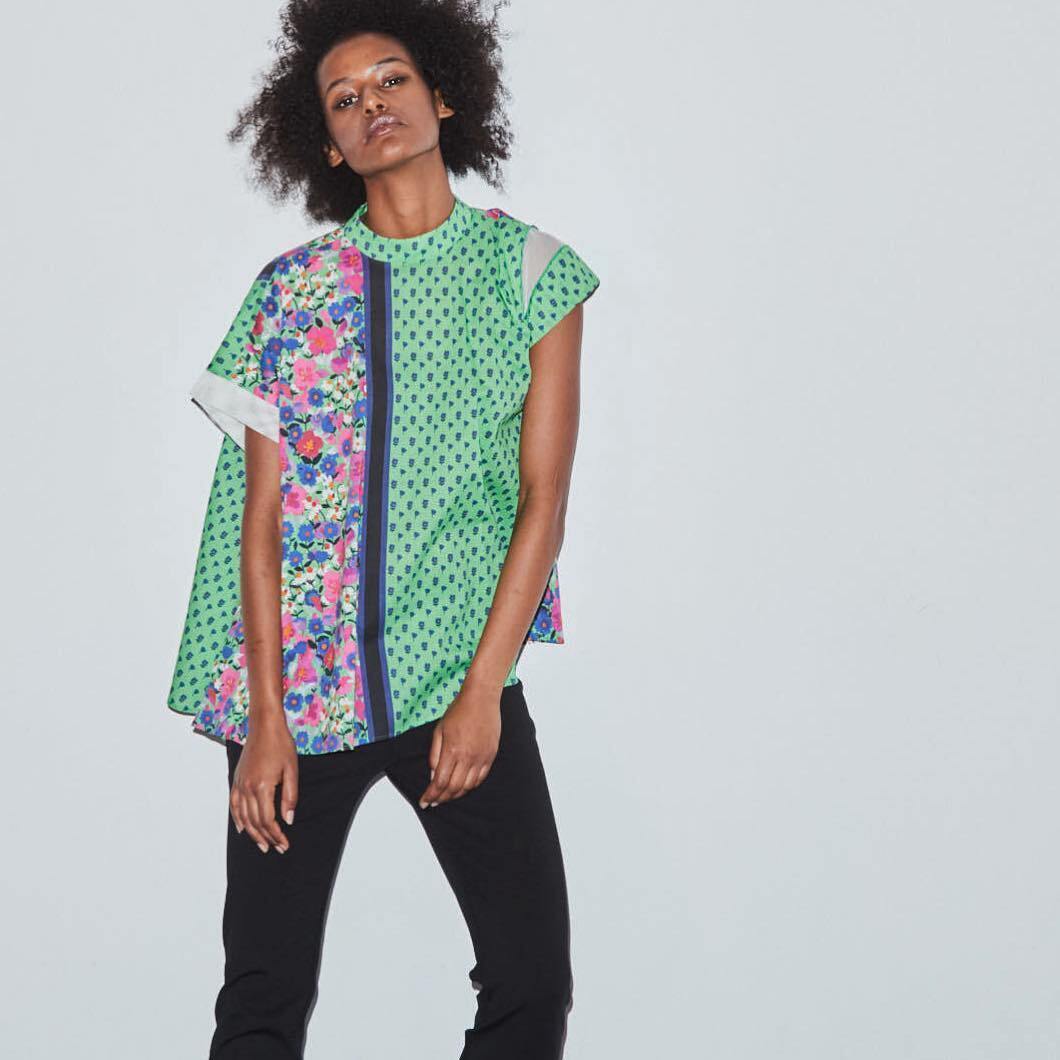 FLUMOR FLOWER PRINT ASYMMETRY FLARE BLOUSE