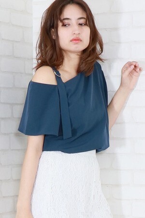 &g’aime ワンショルダーブラウス(988-62248)