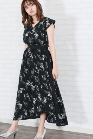 &g’aime 小花柄フレアワンピース(988-62403)