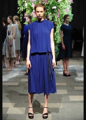 Hanae Mori manuscrit トップス