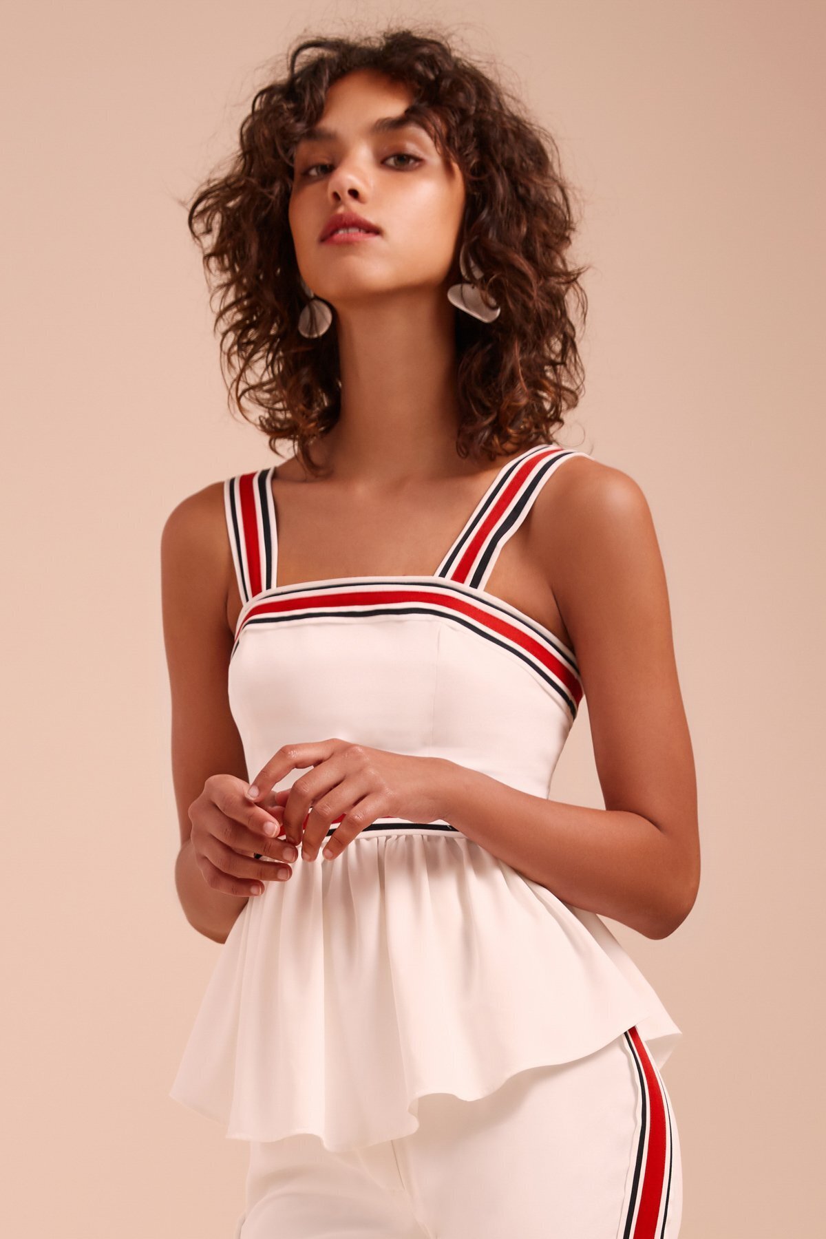 C/MEO COLLECTIVE BE MOVED SHORT SLEEVE TOP