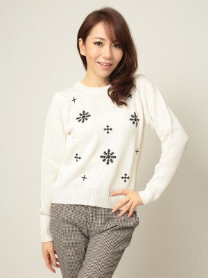 PATTERN fiona スノーししゅうニットプルオーバー