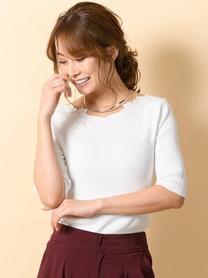 TONAL エンブロイダリーハートネック半袖ニット
