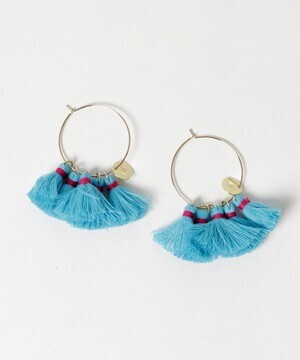 ACCOMMODE タッセルフープピアス