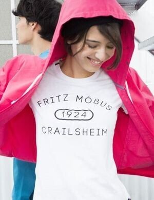 mobus mct5511r レディスグラフィックTシャツフットサル Tシャツ