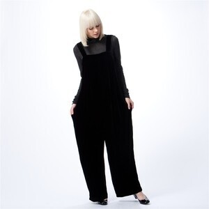 Black Mouton ベルベットサロペット