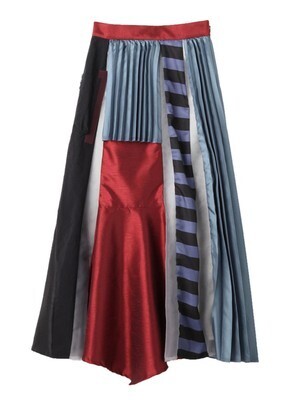 UN3D. PLEATS MIX SK