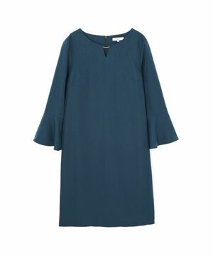 NATURAL BEAUTY BASIC メタルパーツフレアスリーブワンピース