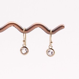 LEMONTREE シャンパンゴールドコーティングクリアクオーツピアス