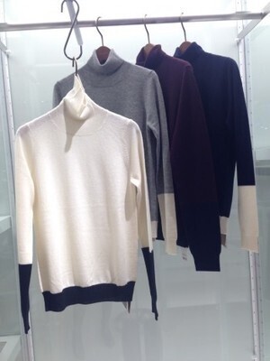 DESIGNWORKS 配色タートルニット