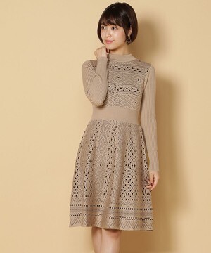 And Couture フリップカールダイヤ柄ワンピース
