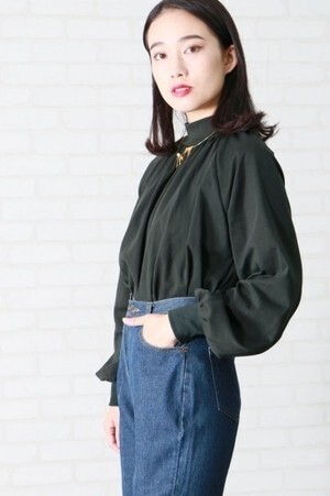 &g’aime ボリュームギャザープルオーバー
