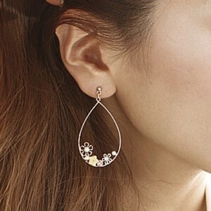 raffia Pierced series Drop flower pierced
