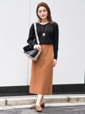 TONAL Vネックニットワンピース