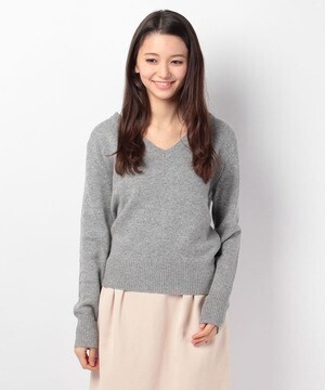 Debut de Fiore Vネックプルオーバー