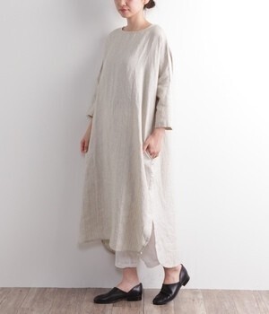&yarn ヘリンボーンストライプコクーンワンピース