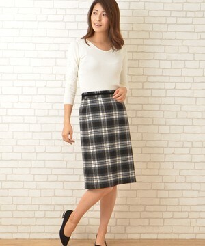 Fabulous Angela シャギーチェックバックスリットタイトスカート