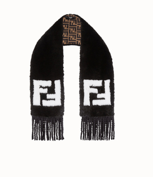 FENDI ブラックファー スカーフ