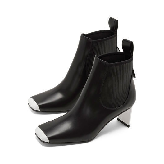 LOEWE ブレードヒールブーツ70