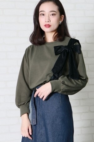&g’aime ベロアリボンデザインプルオーバー