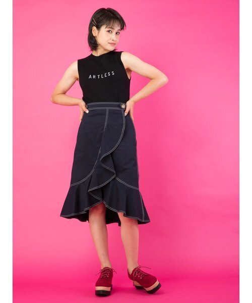 CECIL McBEE ホワイトステッチフリルスカート