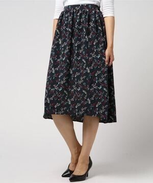 ikka 花柄ロングスカート