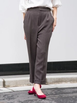 TONAL ピンヘッドセンタープレスパンツ